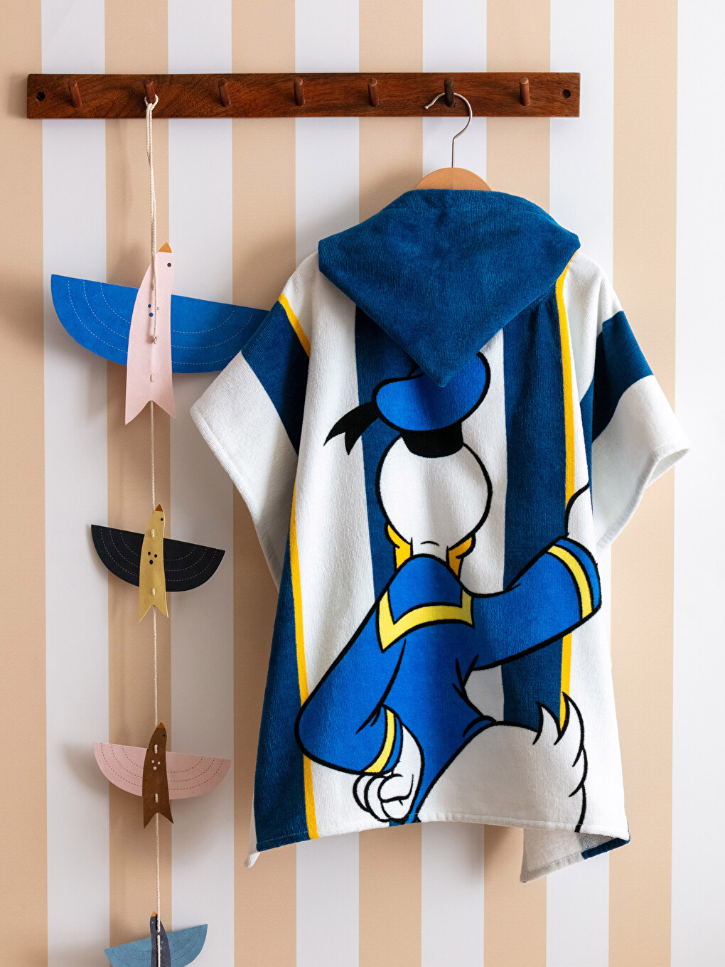 Donald Duck Licensed Hooded Boys Cotton Beach Towel-1