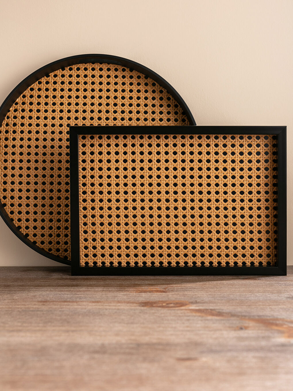 Siyah Hazeran Dekoratif Tepsi 24x34 cm