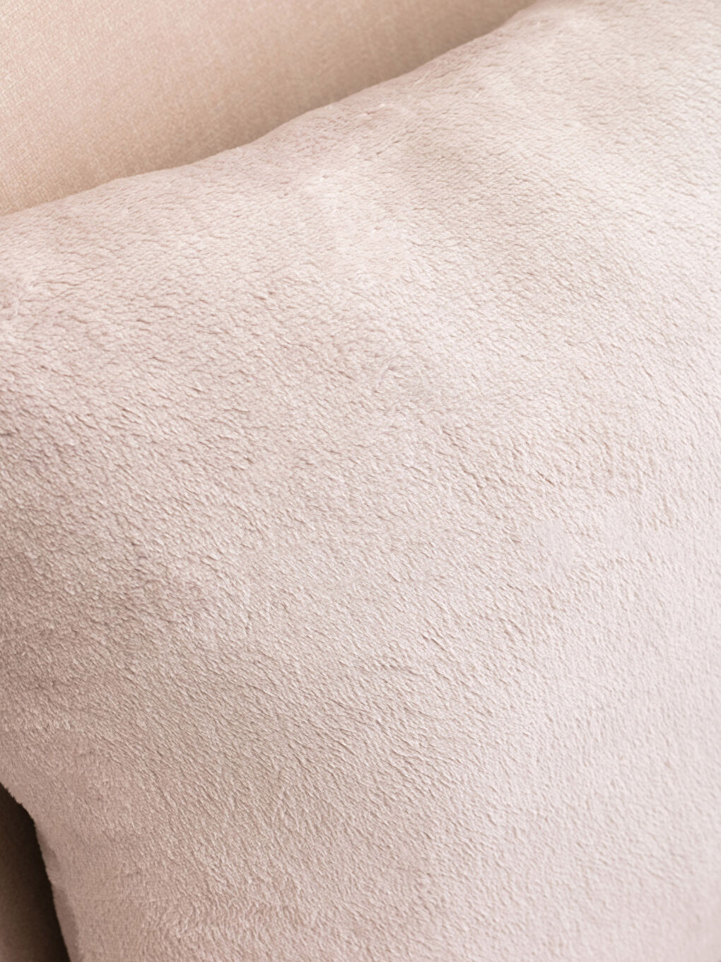 Bej Düz Wellsoft Dolgulu Kırlent 45x45 cm-1