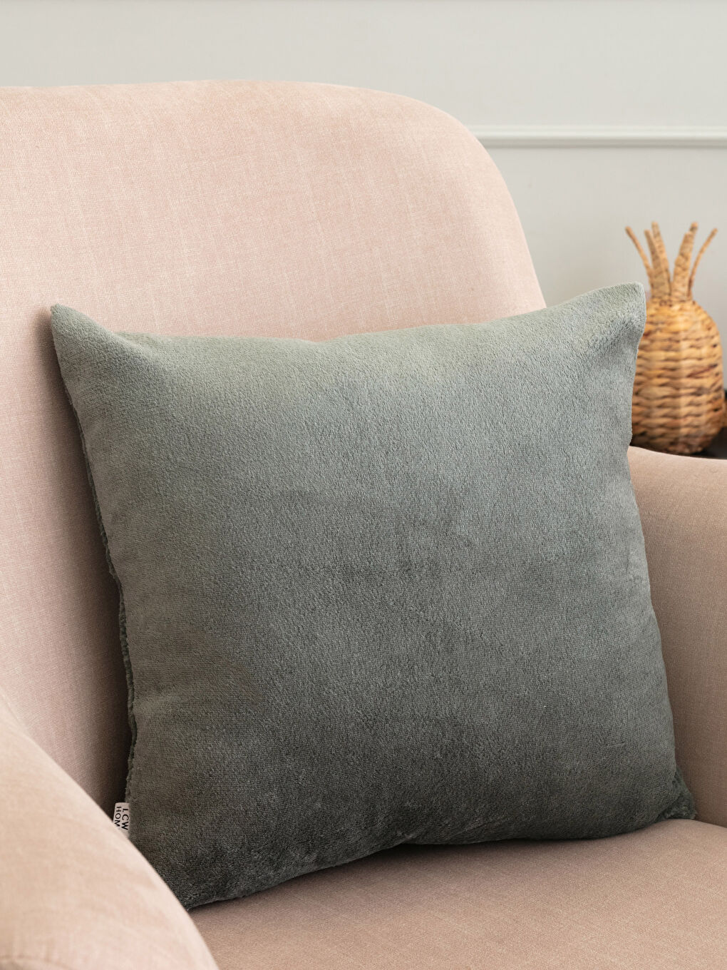Regular Wellsoft Filled Throw Pillow 45x45 Cm -S2EH67Z8-HDL