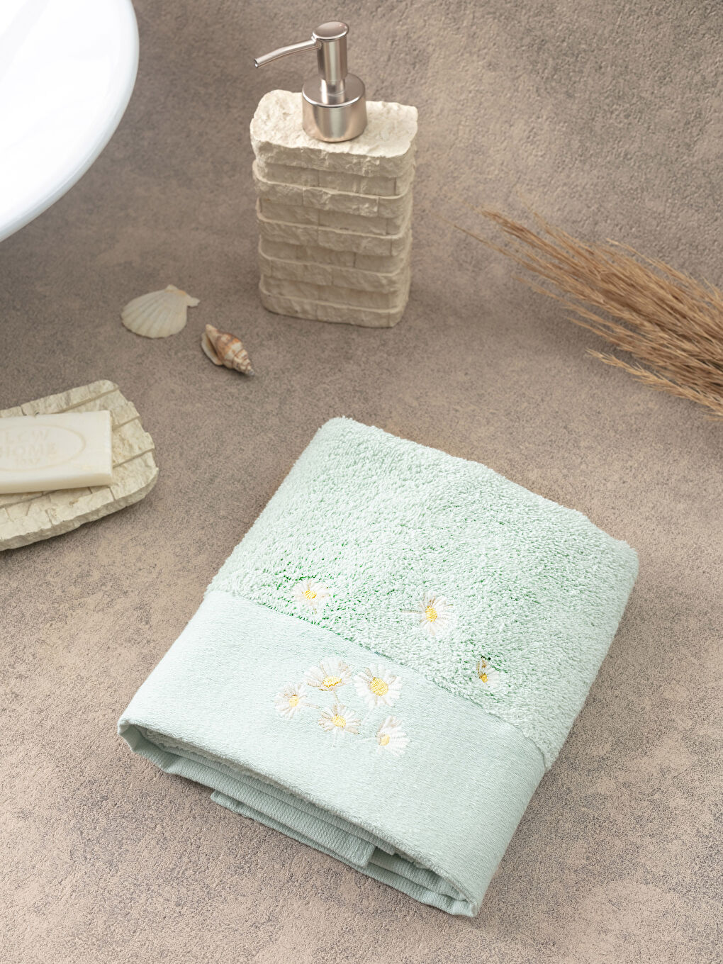 Gri Nakış Detaylı Yüz Havlusu 50x80 cm