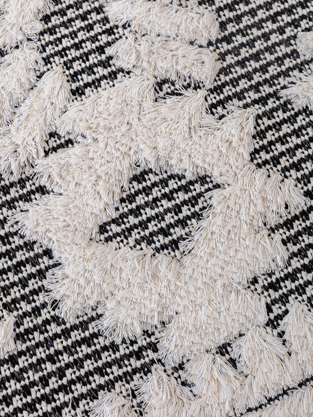 Karışık Desenli Saçaklı Halı 120x180 cm-2