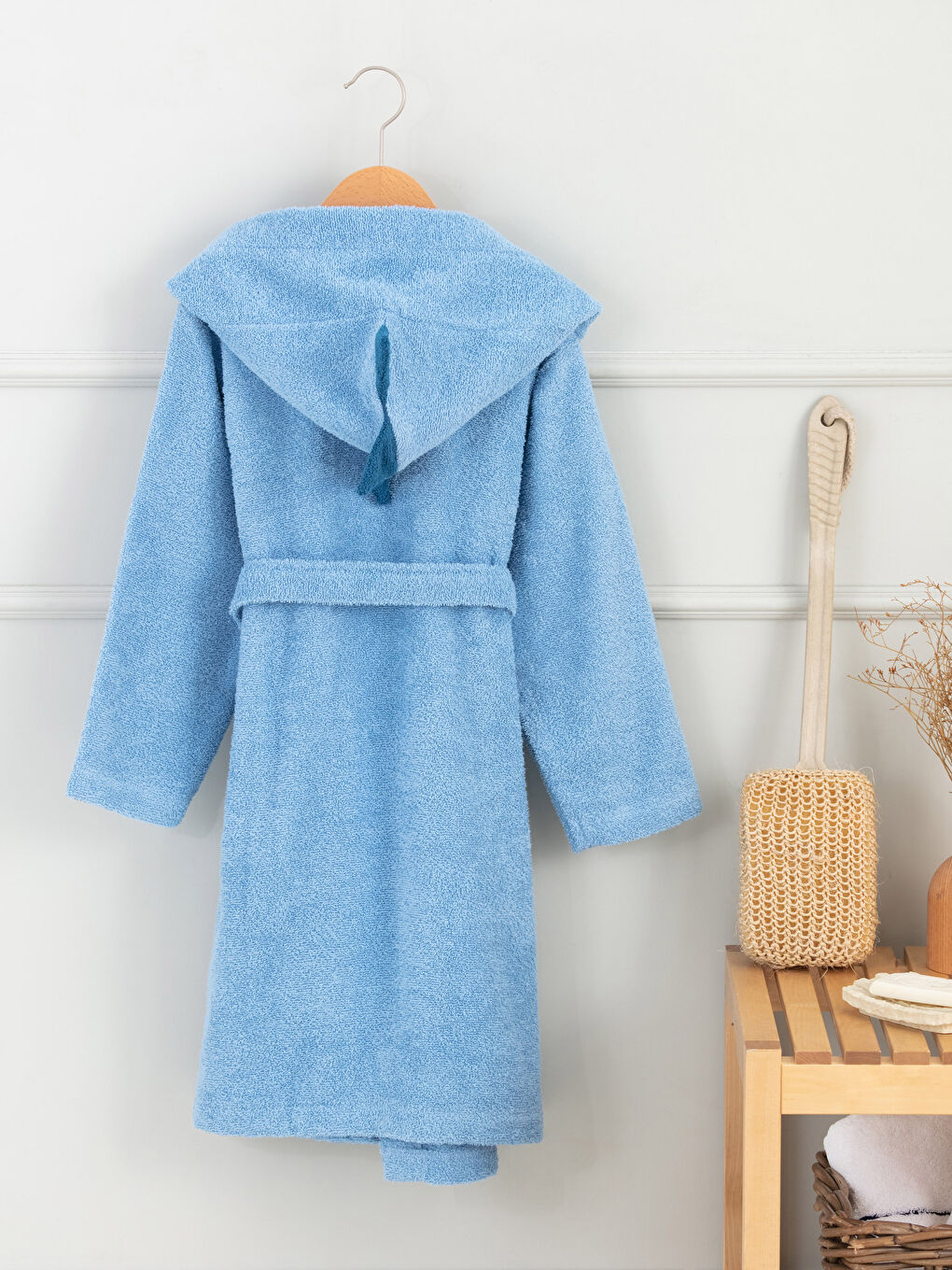 برنص حمام طويل للأولاد بتفاصيل تطبيق ثلاثي الأبعاد وبكابوش-1