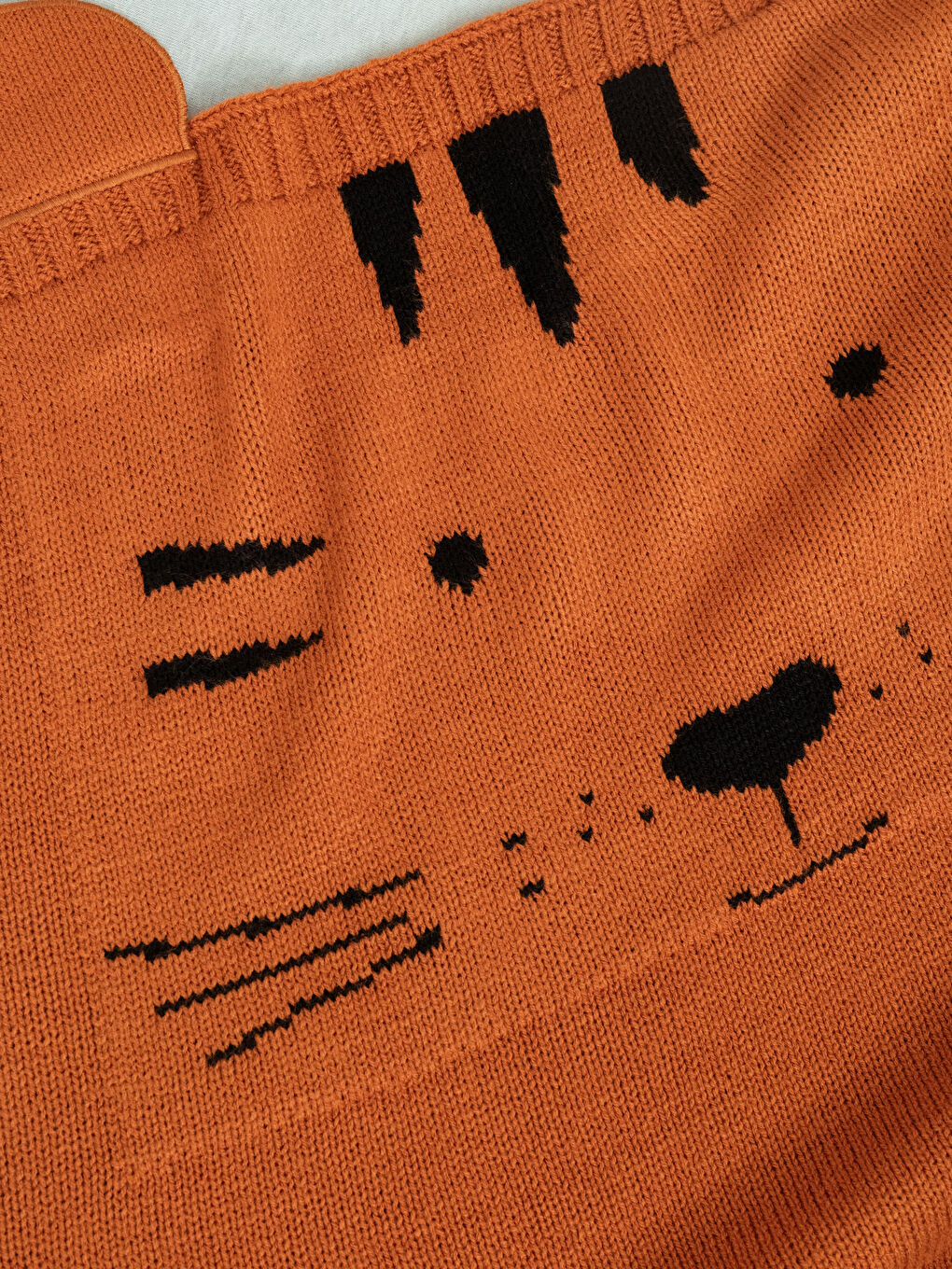 چنراوی نەخشێنراوی بەتانی منداڵان بە وێنەی پڵنگ 80x100 سم-1