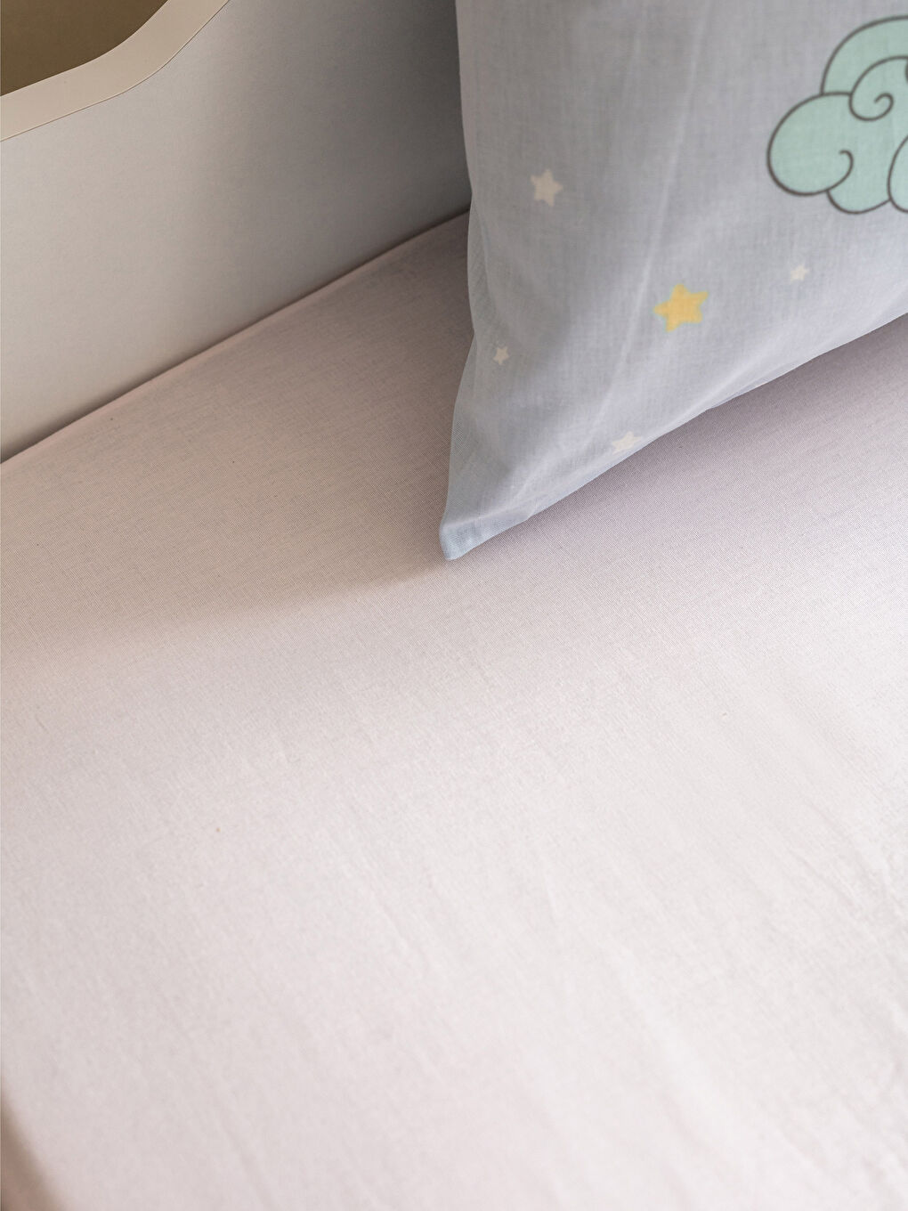 Karışık Desenli Pamuklu Çocuk Nevresim Takımı-4