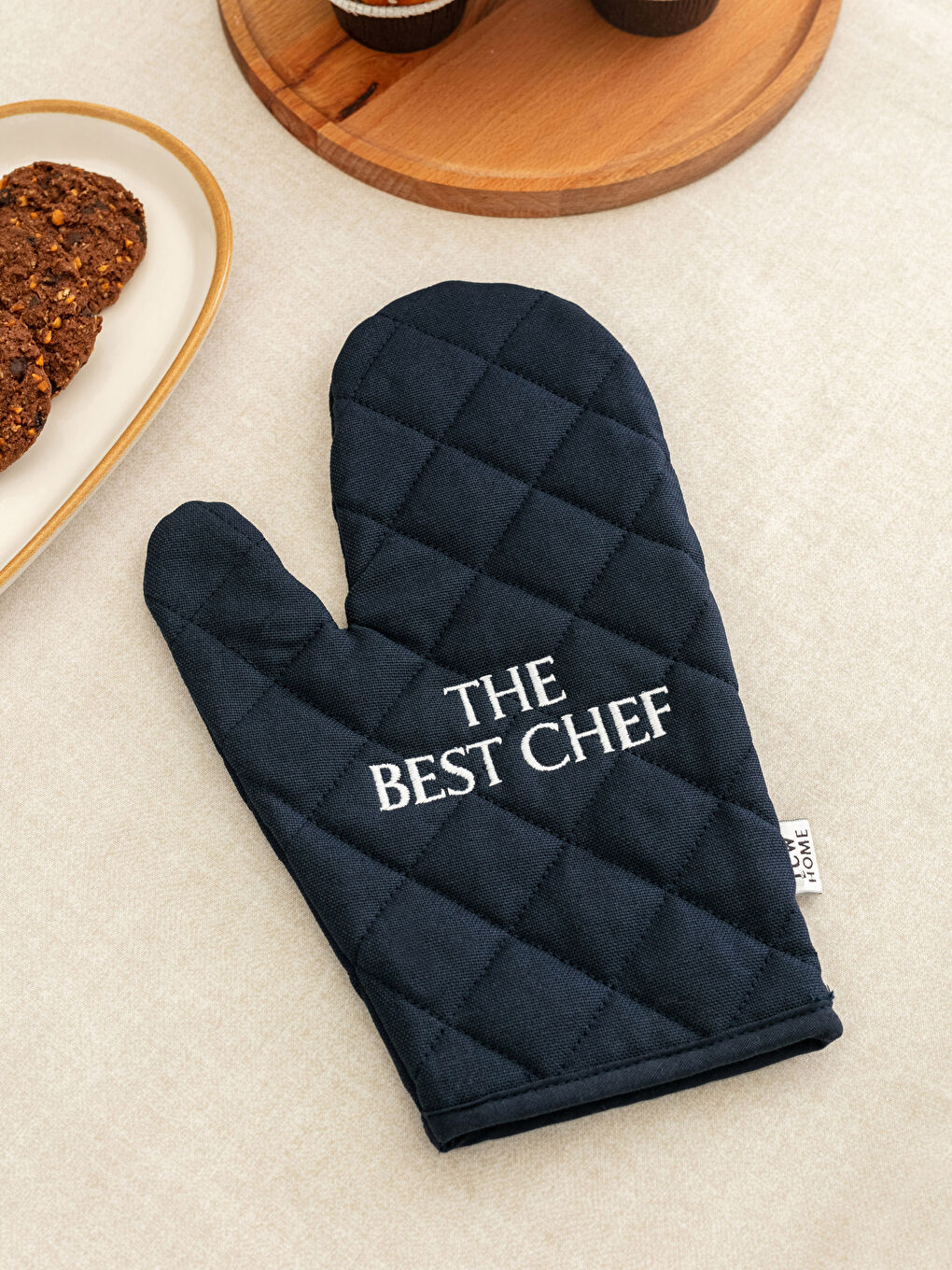 جوانتي الفرن المطرز بحروف