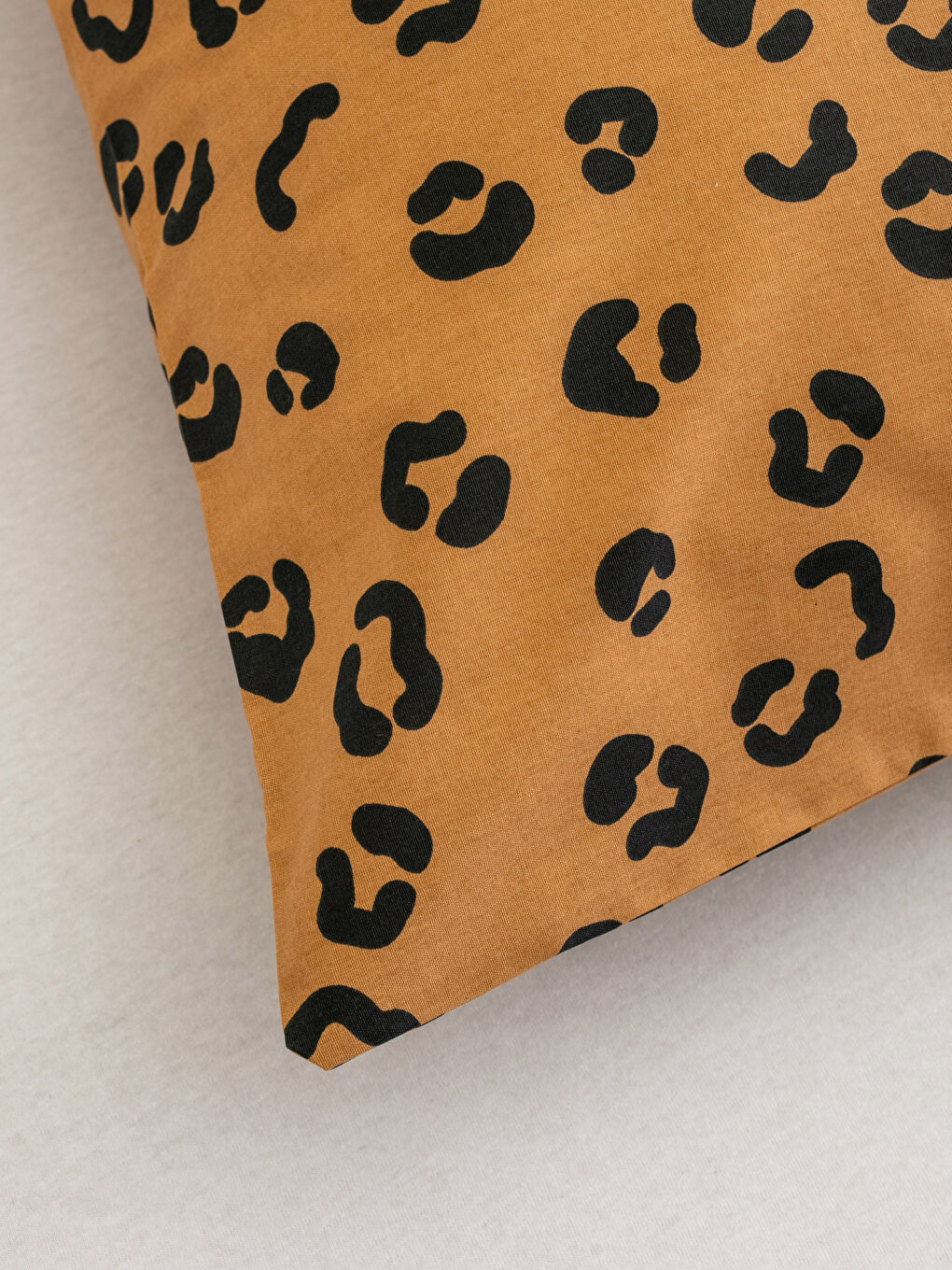 Double Cotton Leopard Pattern Duvet Cover and Pillowcase-3