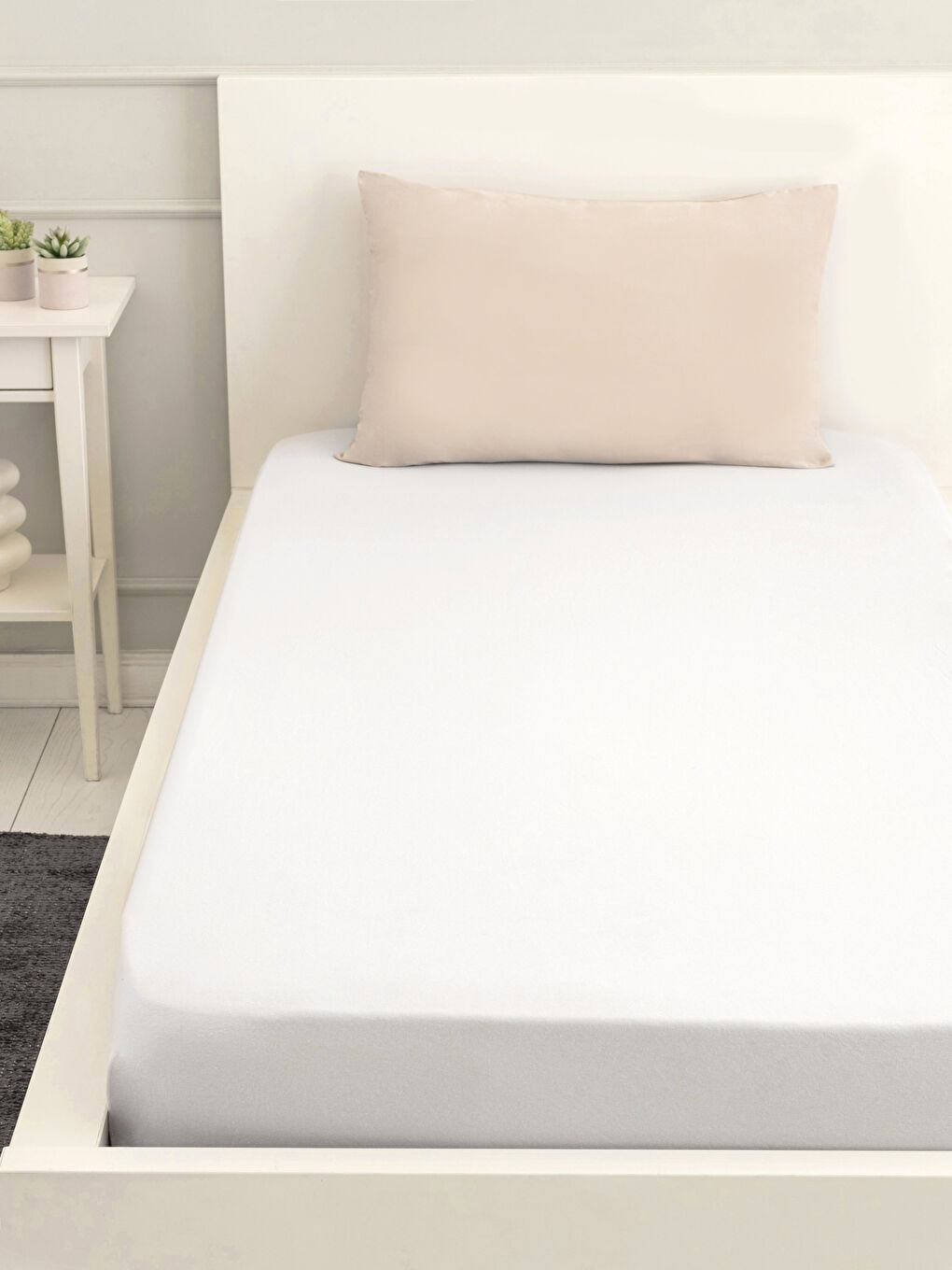 Single Cotton Flat Elastic Bed Sheet 100x200x30 Cm