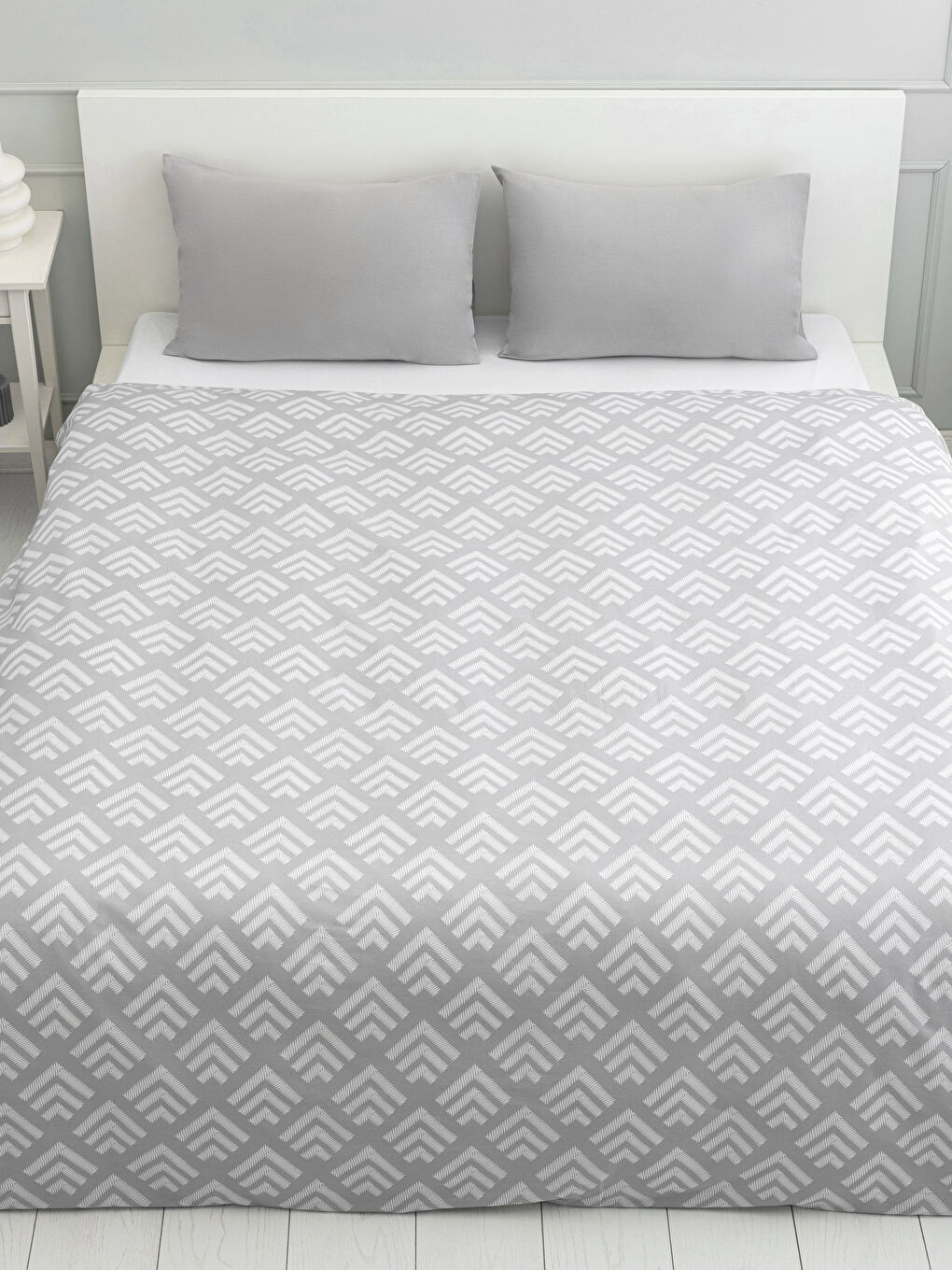 Double Oversized Cotton Patterned Duvet Cover 240x220 Cm-1