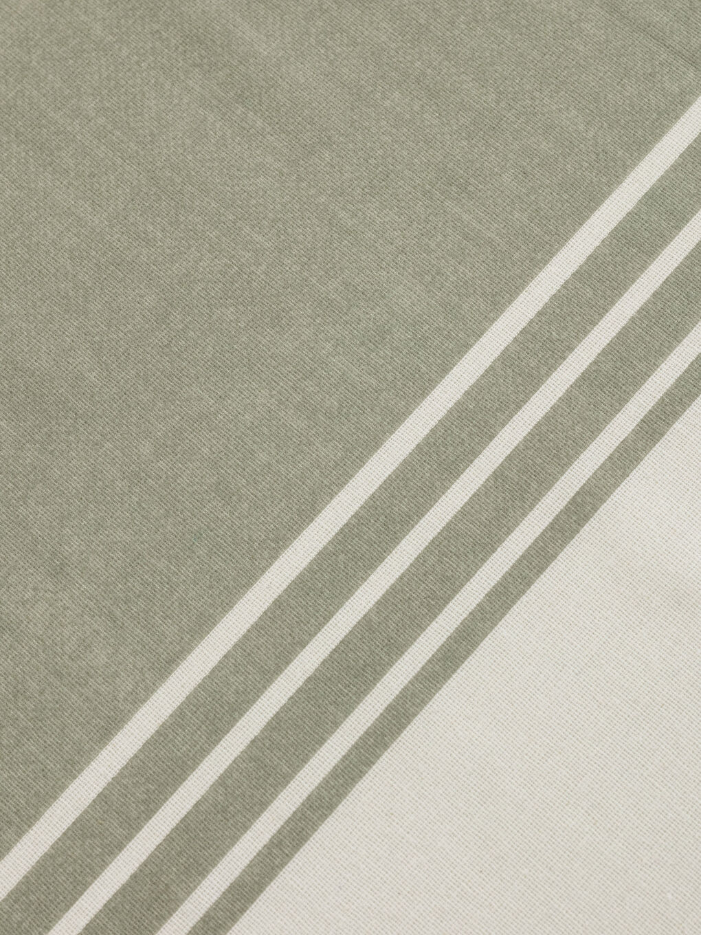 مفرش طاولة  150x200 Cm -S2FS22Z8-F9C