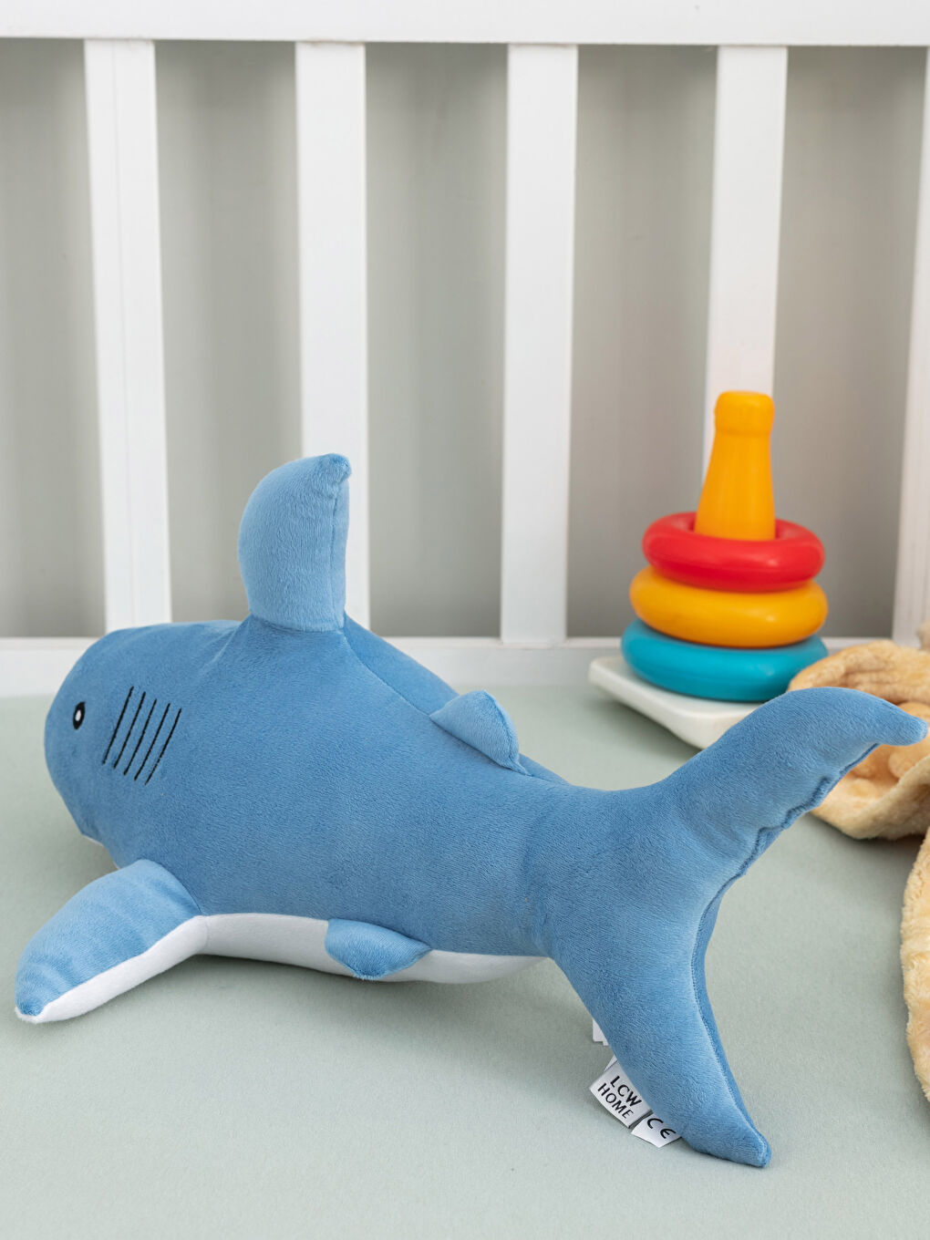 LCW HOME Plush Stuffed Shark Baby Throw Pillow 50 CM -S2FU66Z1-RA3