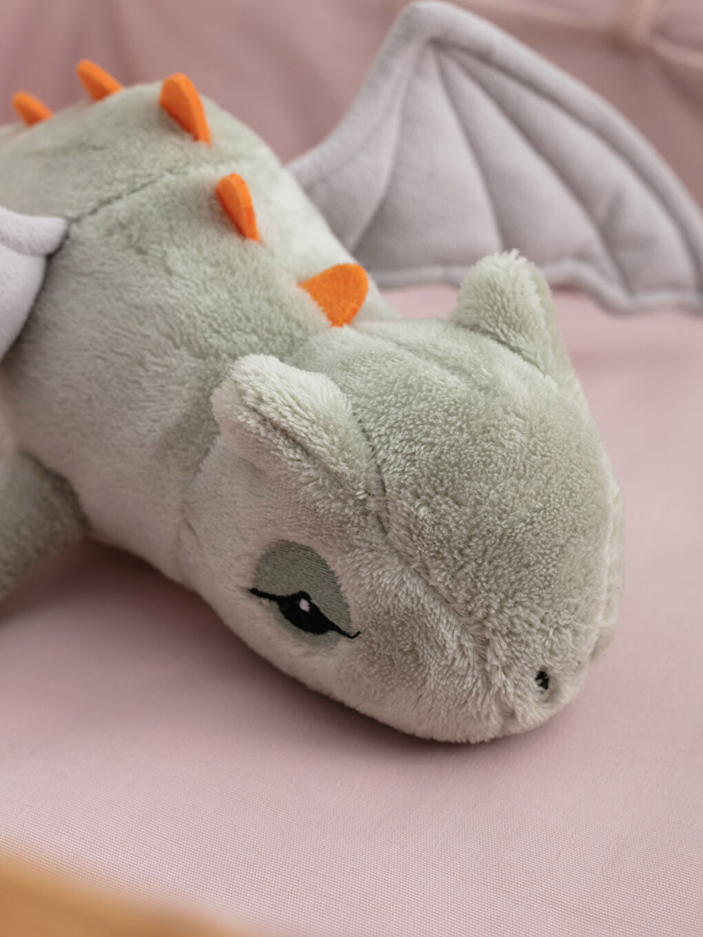 Yeşil Yumuşak Dokulu Dolgulu Kanatlı Ejderha Bebek Kırlent 45 cm-2
