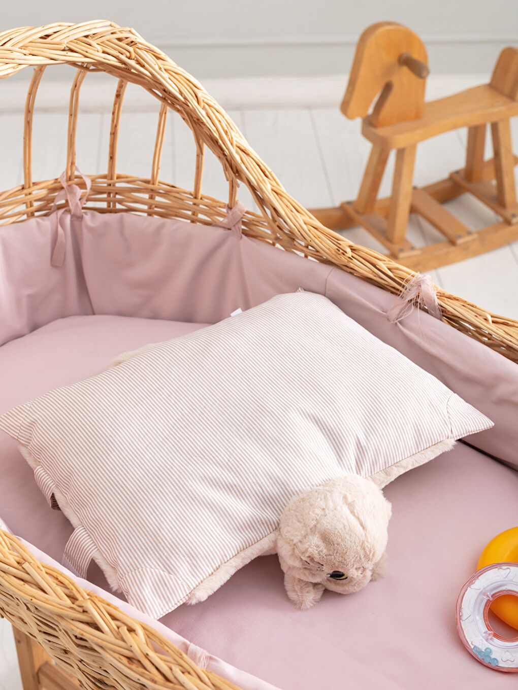 Bej Dolgulu Pelüş Kedi Bebek Kırlent 35 cm-3