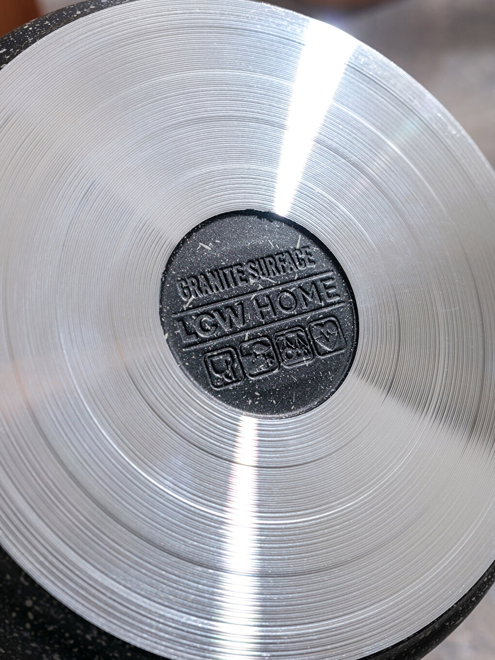 Granite Pot With Glass Lid 20 Cm-5