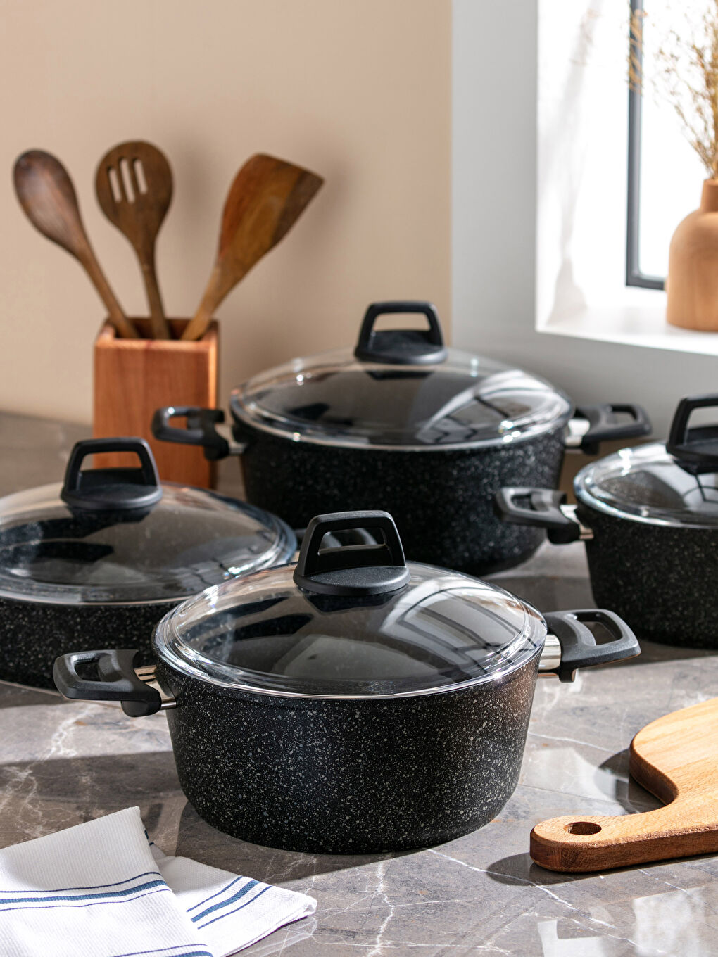 Casserole en Granit avec Couvercle en Verre 24 Cm