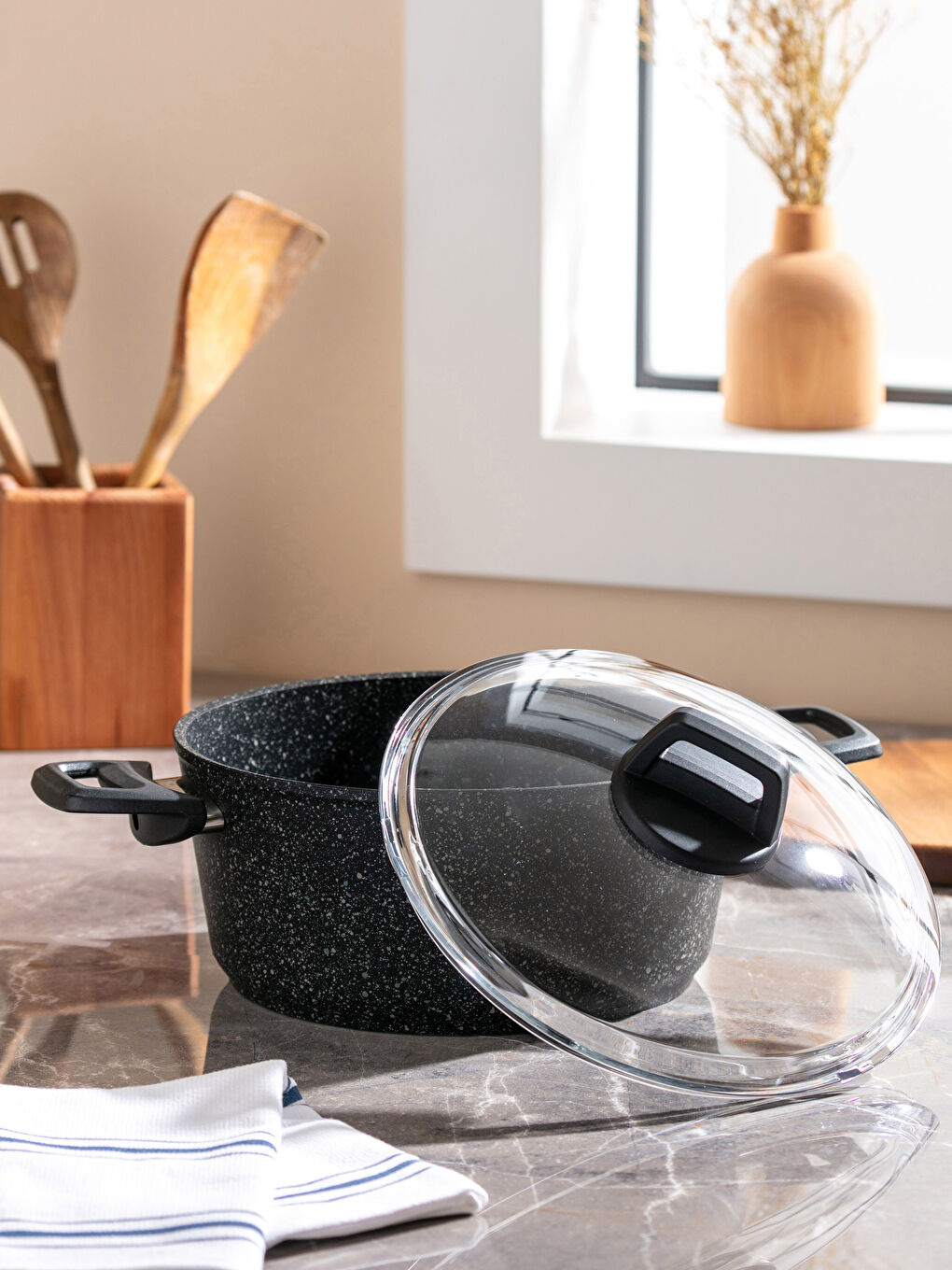 Casserole en Granit avec Couvercle en Verre 24 Cm-2