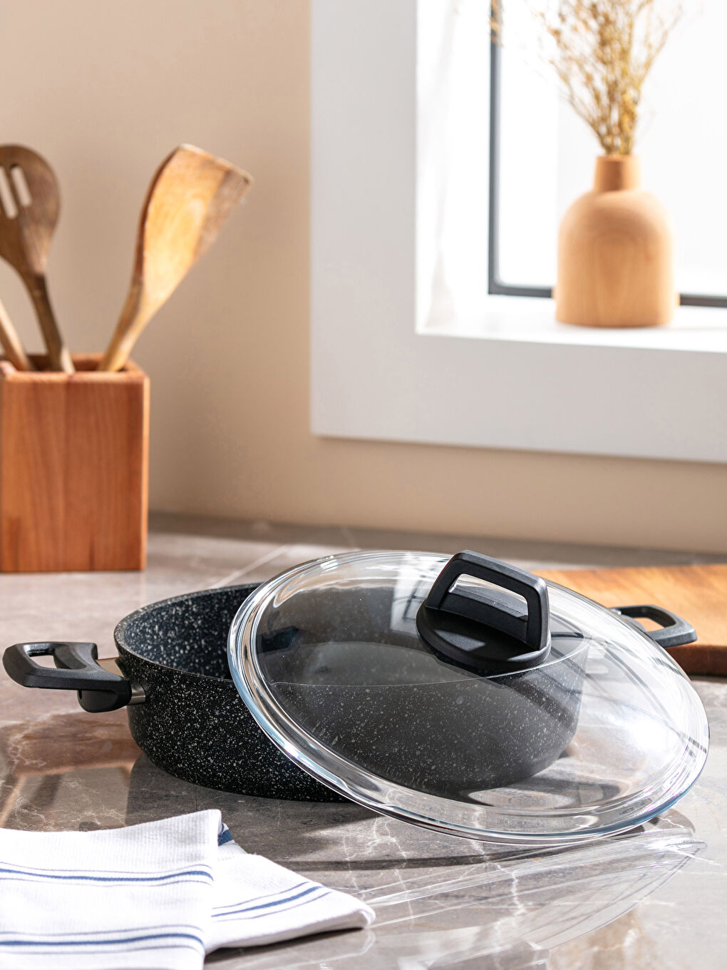 Casserole Profonde en Granit avec Couvercle en Verre 26 Cm-2