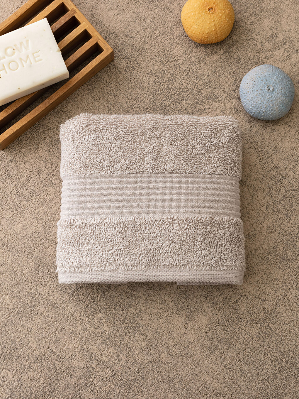 Regular Hand Towel 30x50 Cm-1