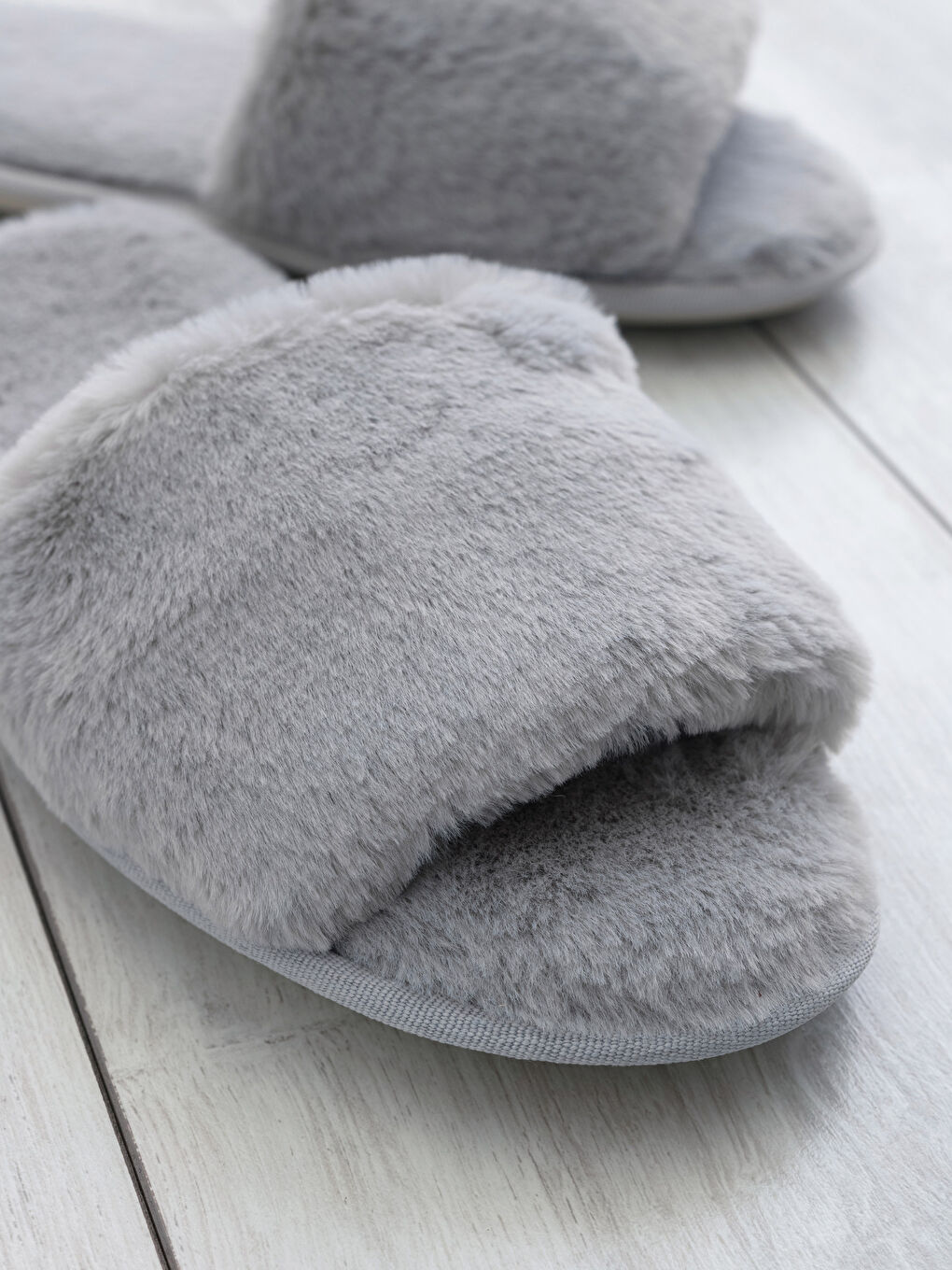 Single Band Plush Women's House Slippers-2