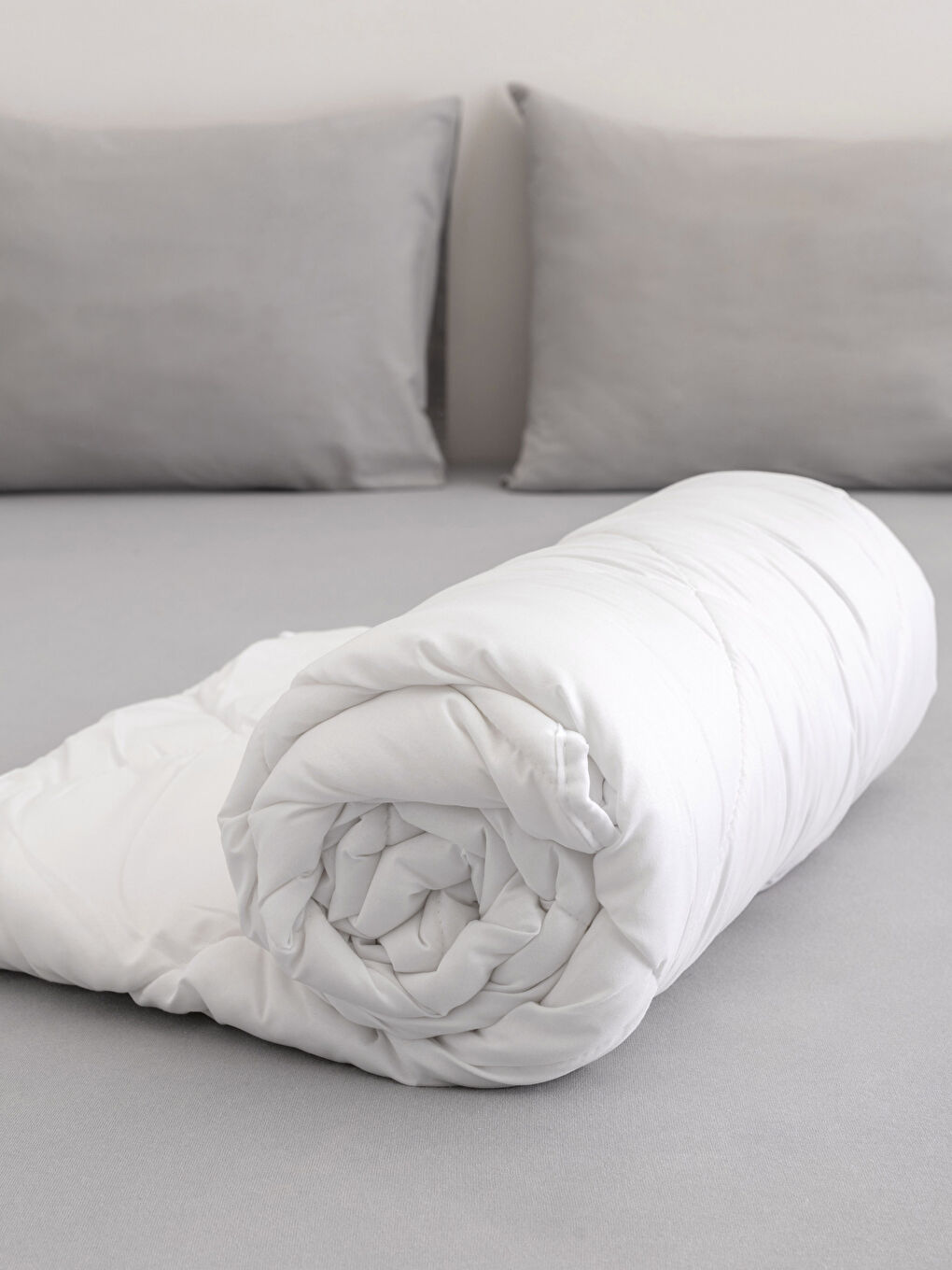 لحاف مايكروفايبر مزدوج رفيع 195x215 سم-1