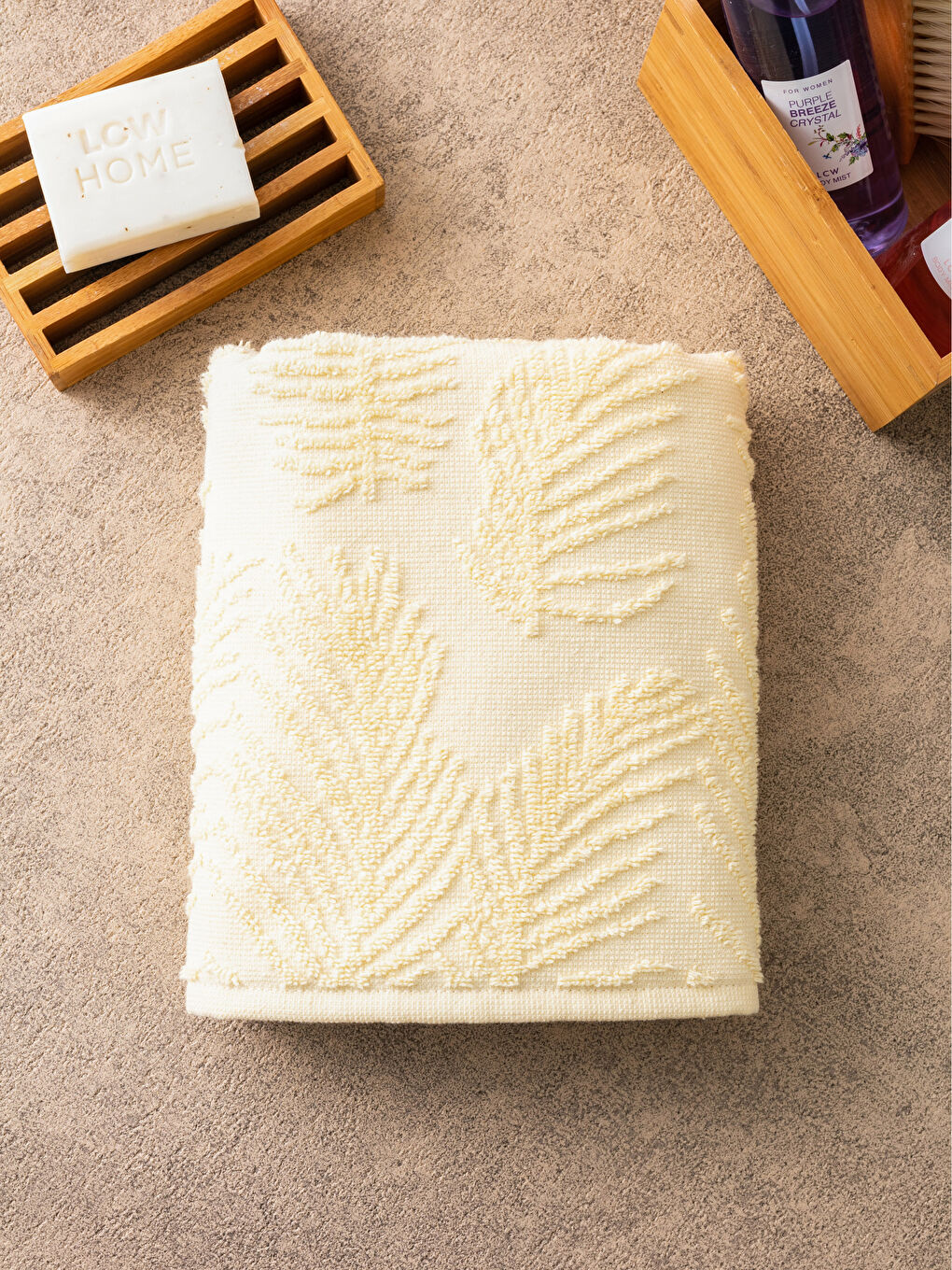 منشفة وجه قطنية منقوشة 50x80 سم-1