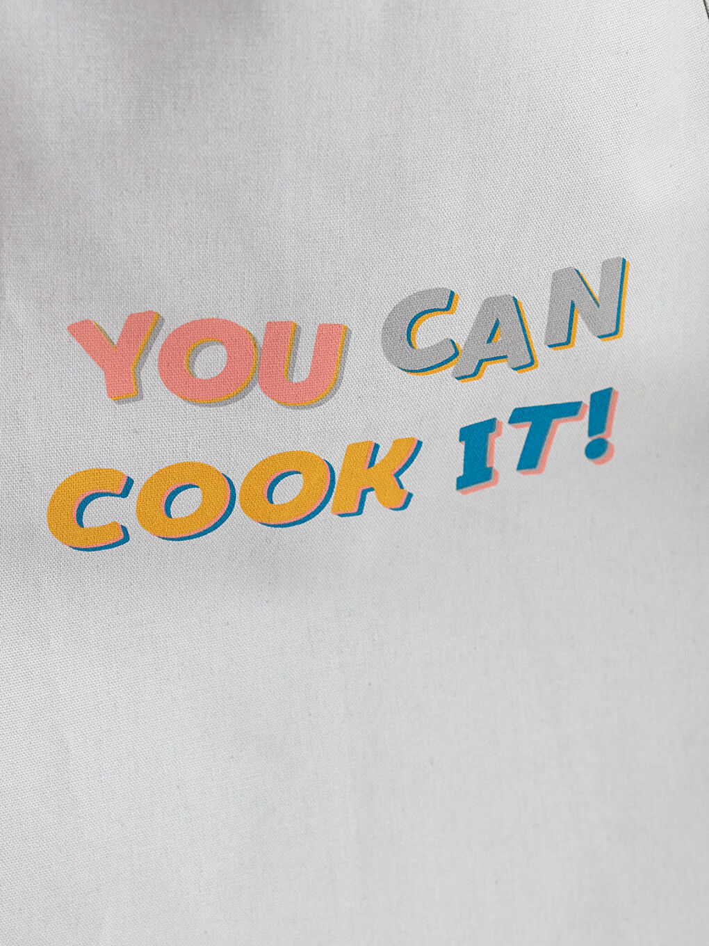 Karışık Yazı Baskılı Mutfak Önlüğü-1