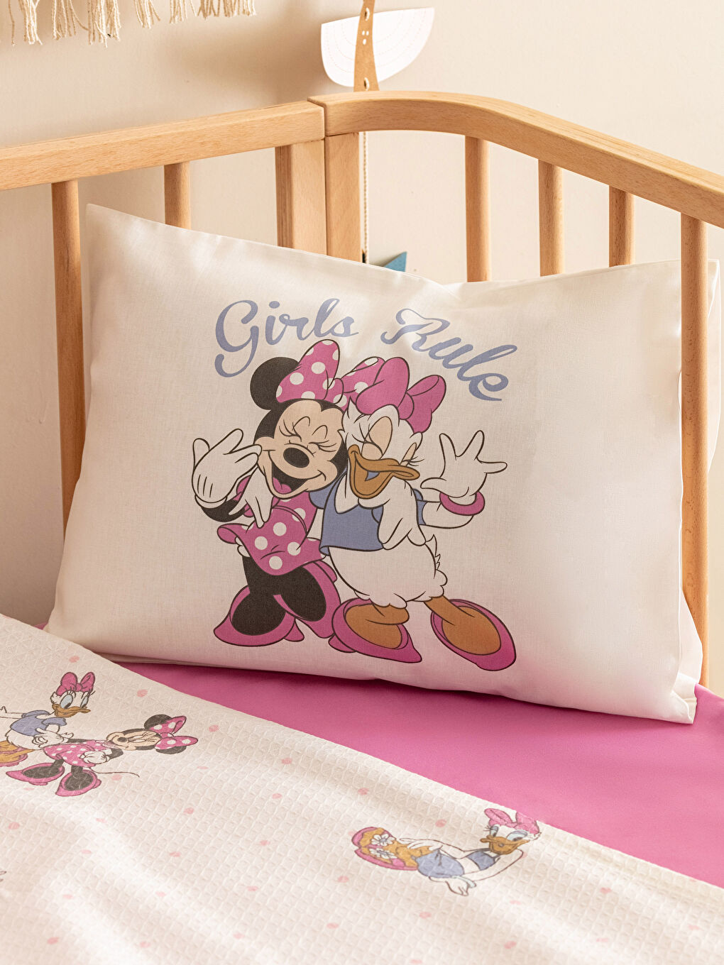 Karışık Minnie Mouse Baskılı Pamuklu Bebek Pike Takımı-2