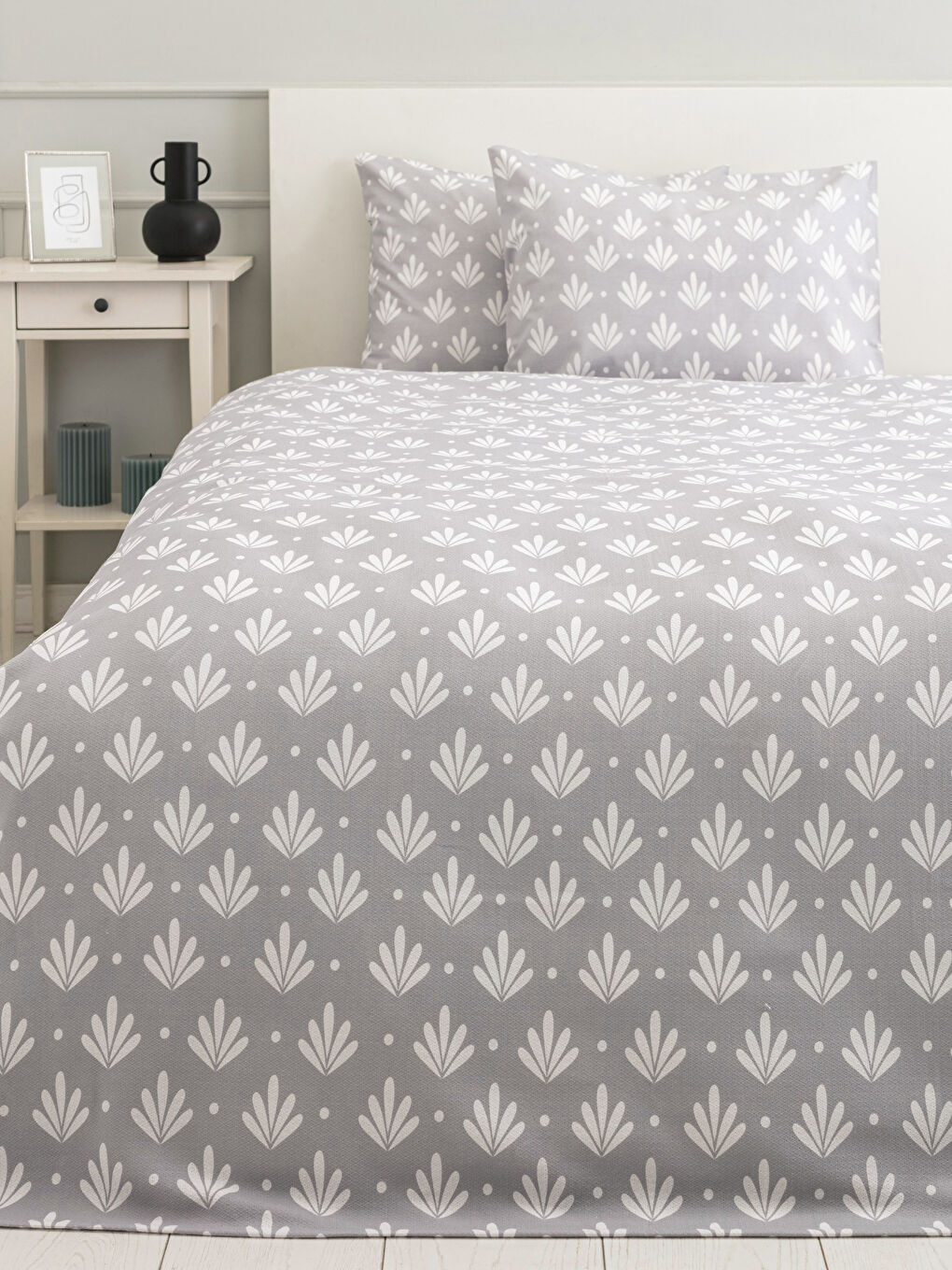 Gri Çift Kişilik Desenli Pike Takımı