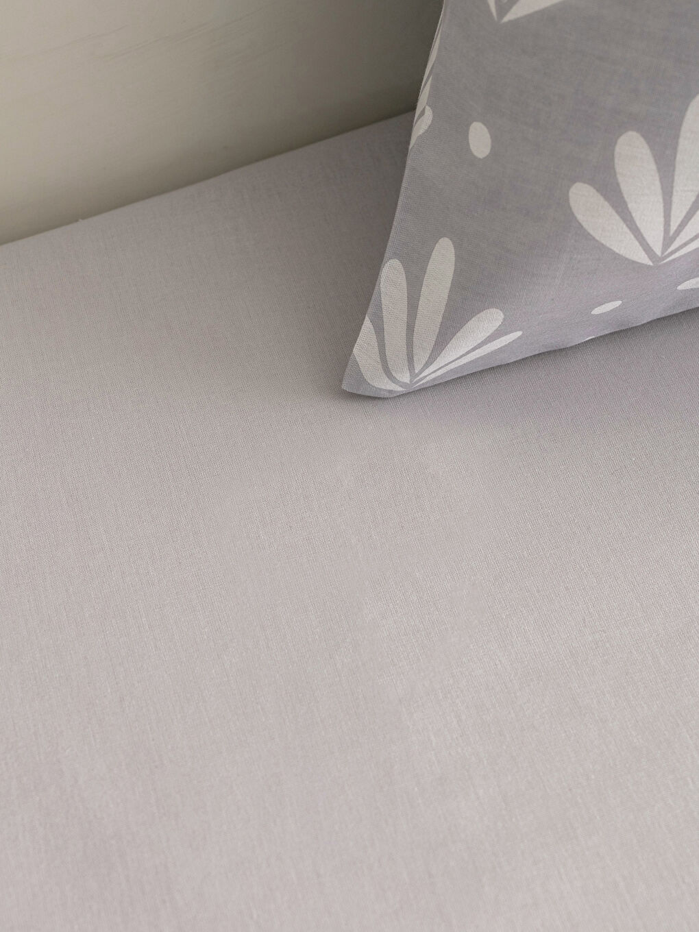 Gri Çift Kişilik Desenli Pike Takımı-4