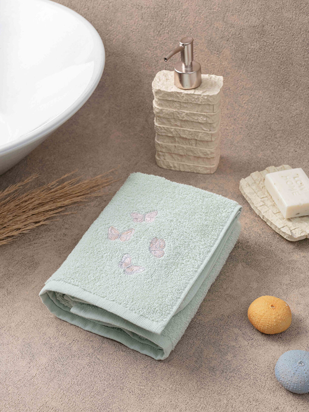 Cotton Embroidered Face Towel 50x80 cm