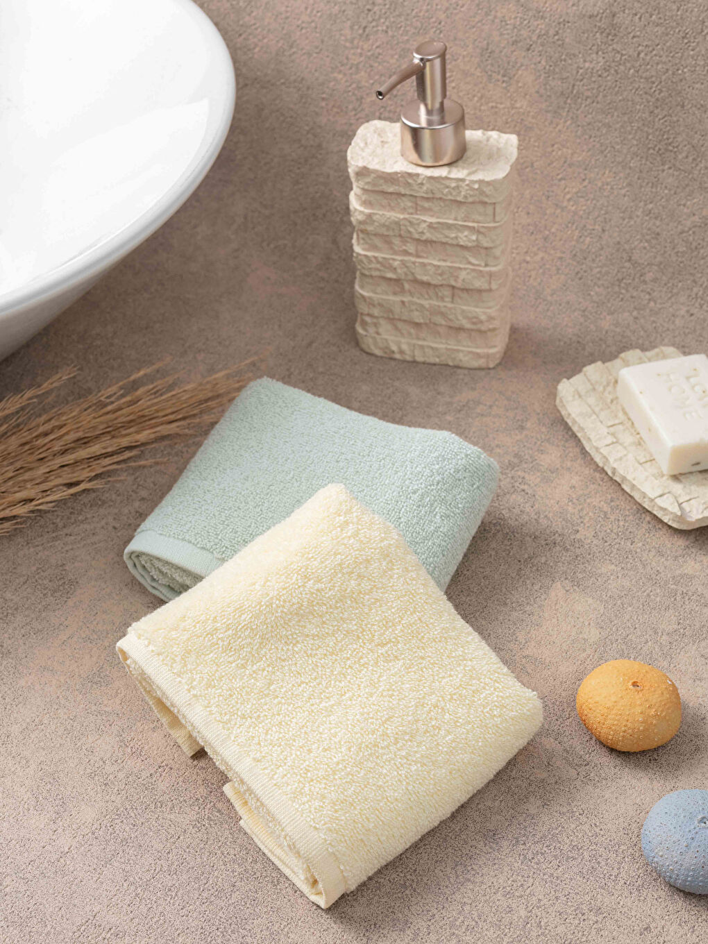 Lot de 2 Serviettes d'invité en Coton Uni 30x50 cm