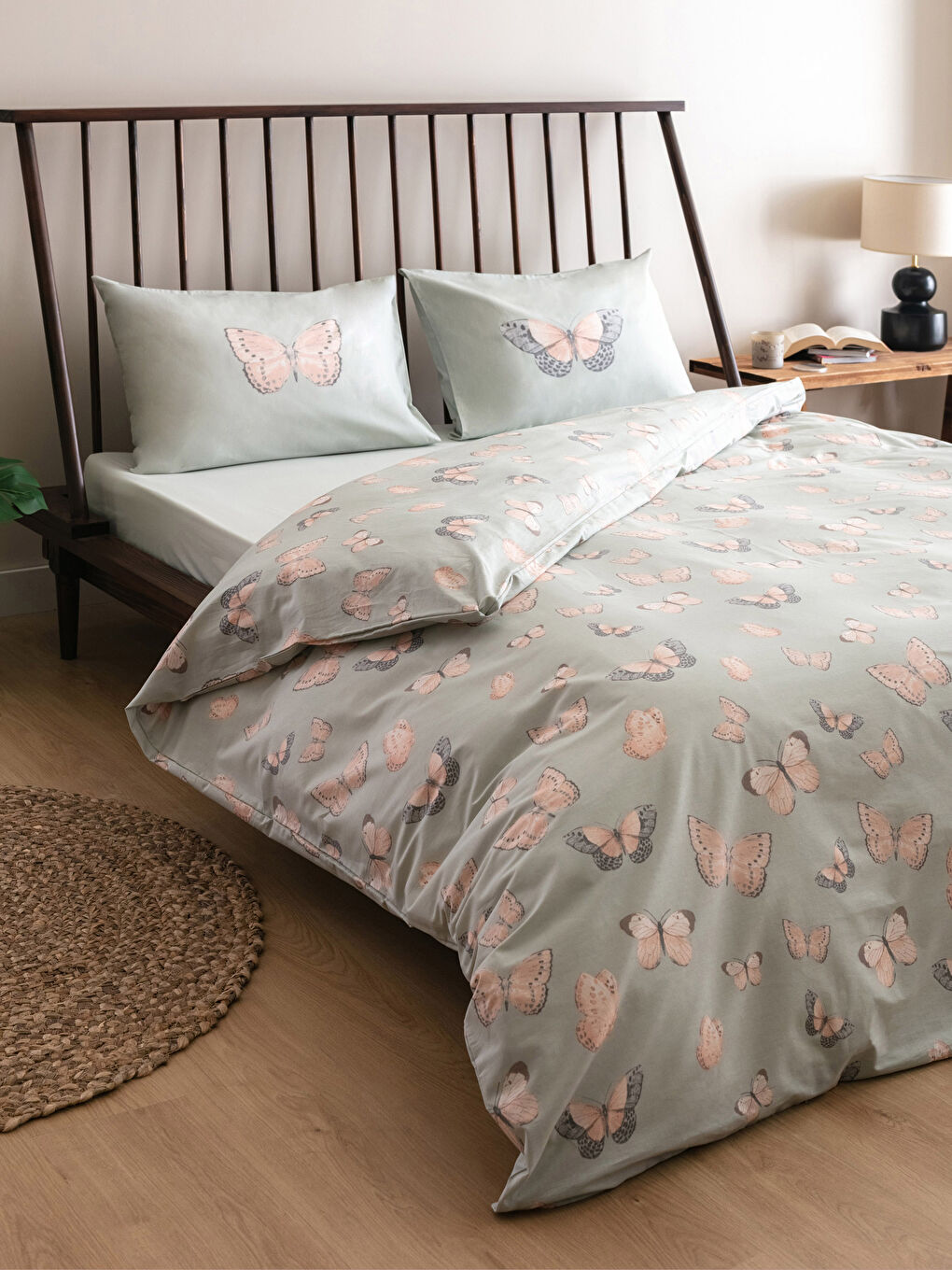 Karışık Çift Kişilik Desenli Pamuklu Nevresim Takımı