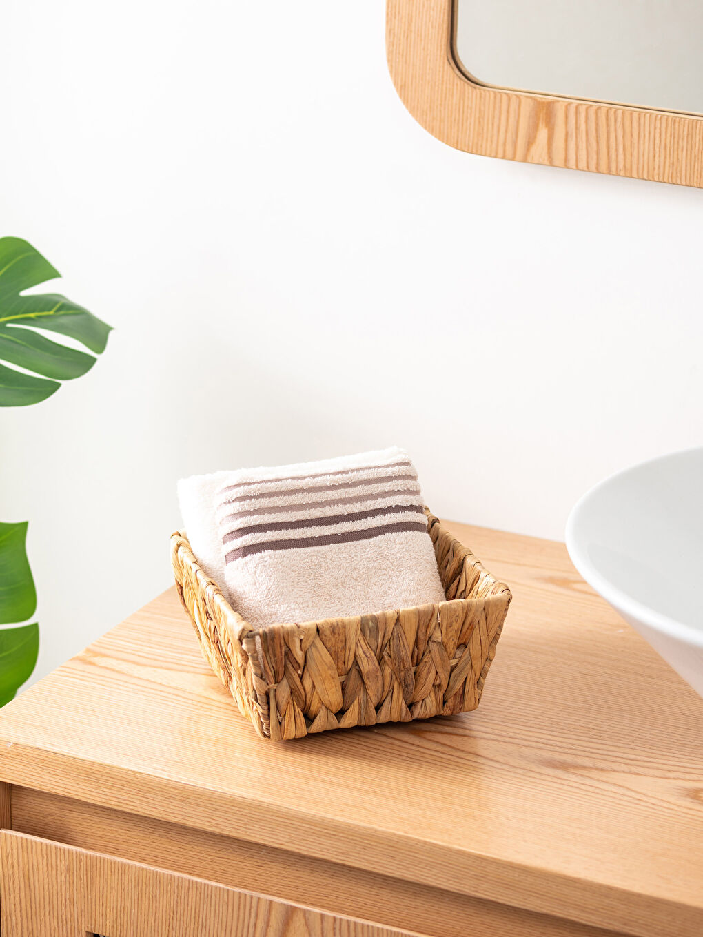 Striped Hand Towel 30x50 Cm