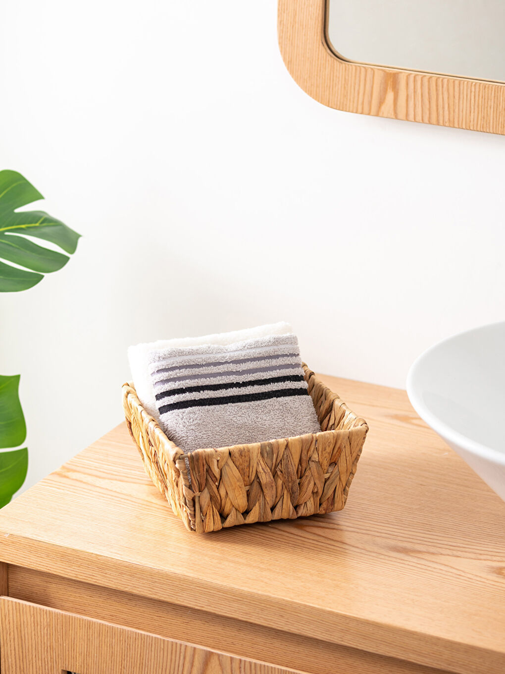 Striped Hand Towel 30x50 Cm