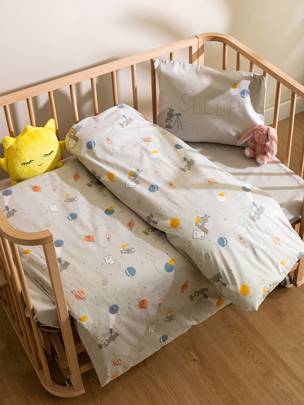 Karışık Desenli Pamuklu Bebek Nevresim Takımı-1