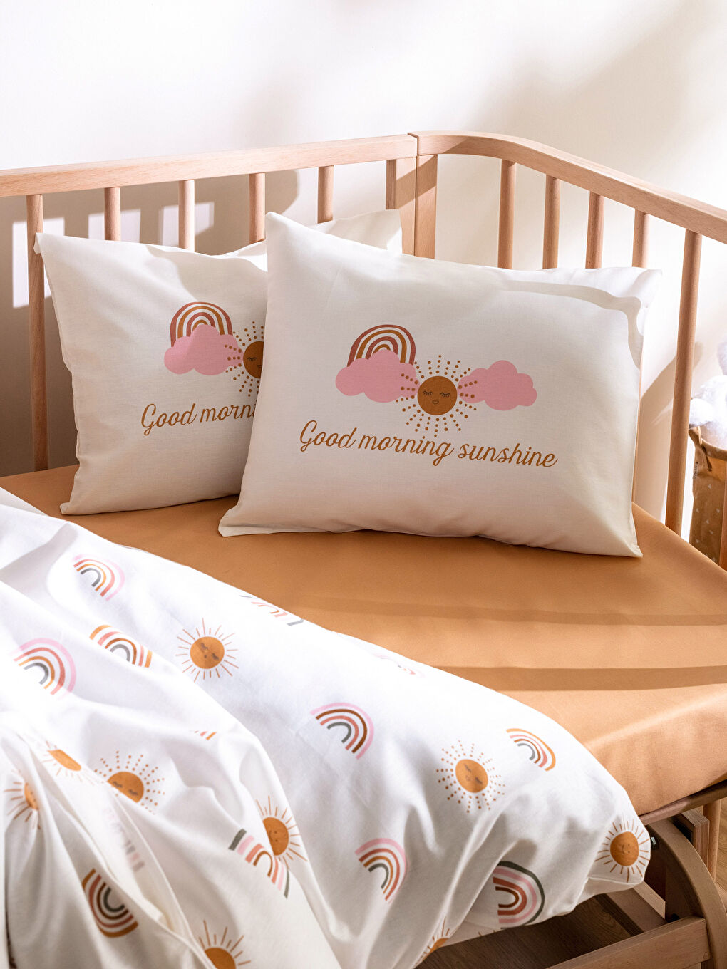 Karışık Baskılı Dokuma Bebek Yastık Kılıfı 35x45 cm