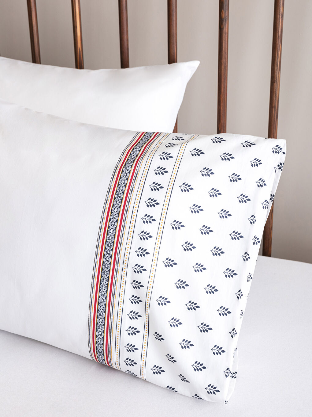 مفرش سرير بيكيه مزدوج مطبوع وكيس مخدة-3