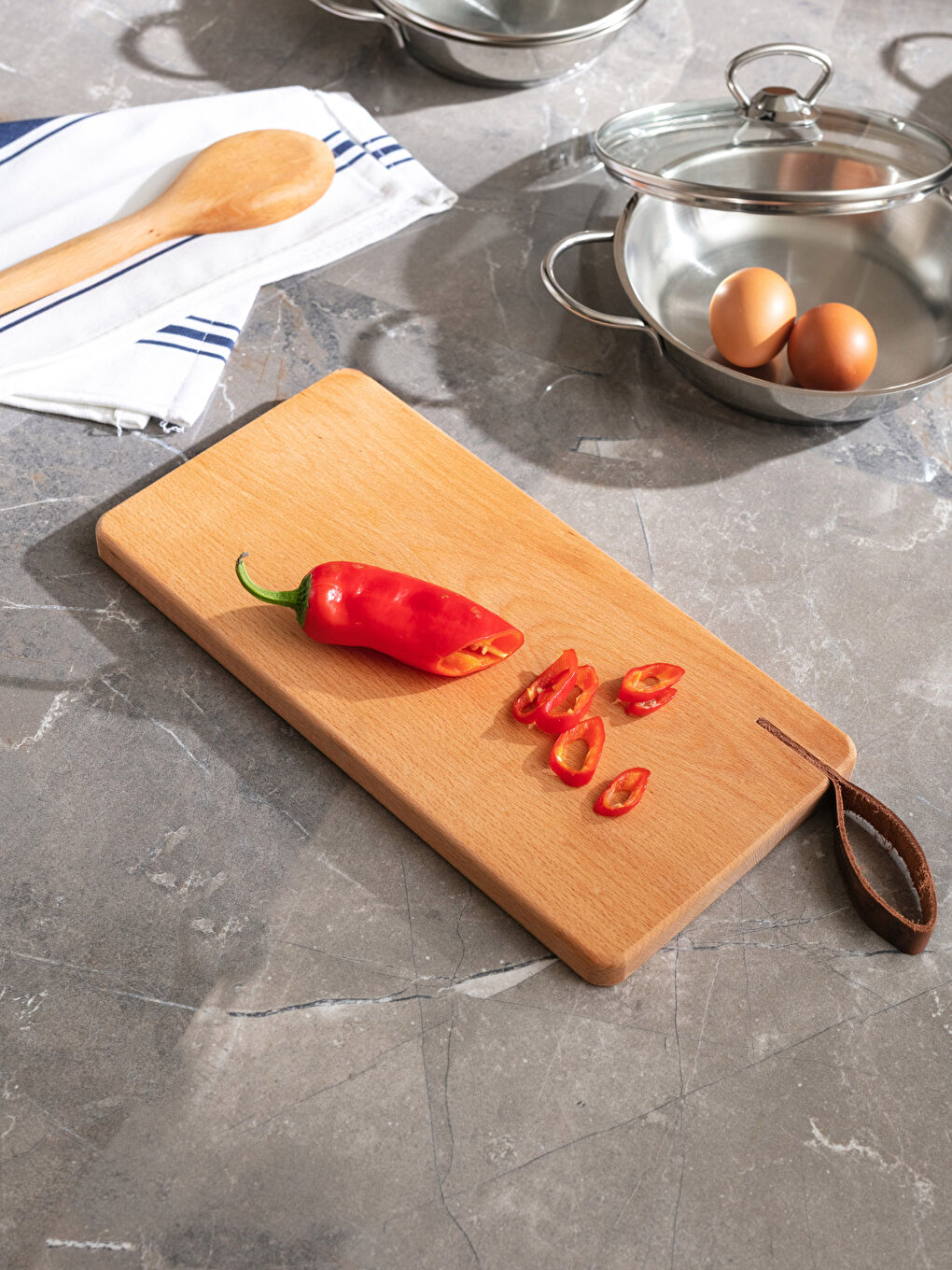 Kahverengi Düz Ahşap Kesme Tahtası 15x29x2 cm