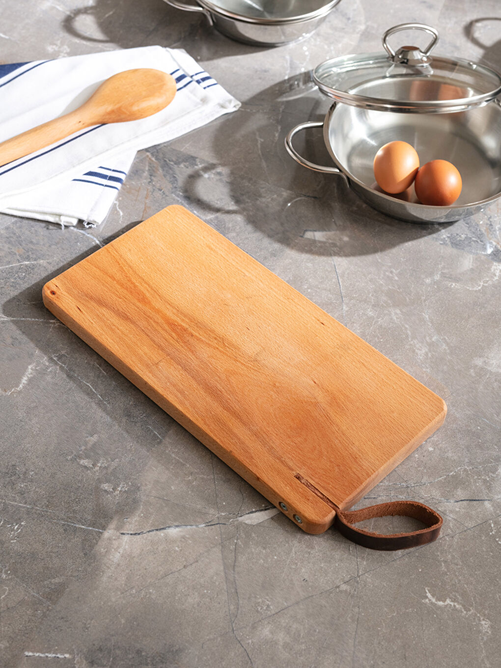 Kahverengi Düz Ahşap Kesme Tahtası 15x29x2 cm-1