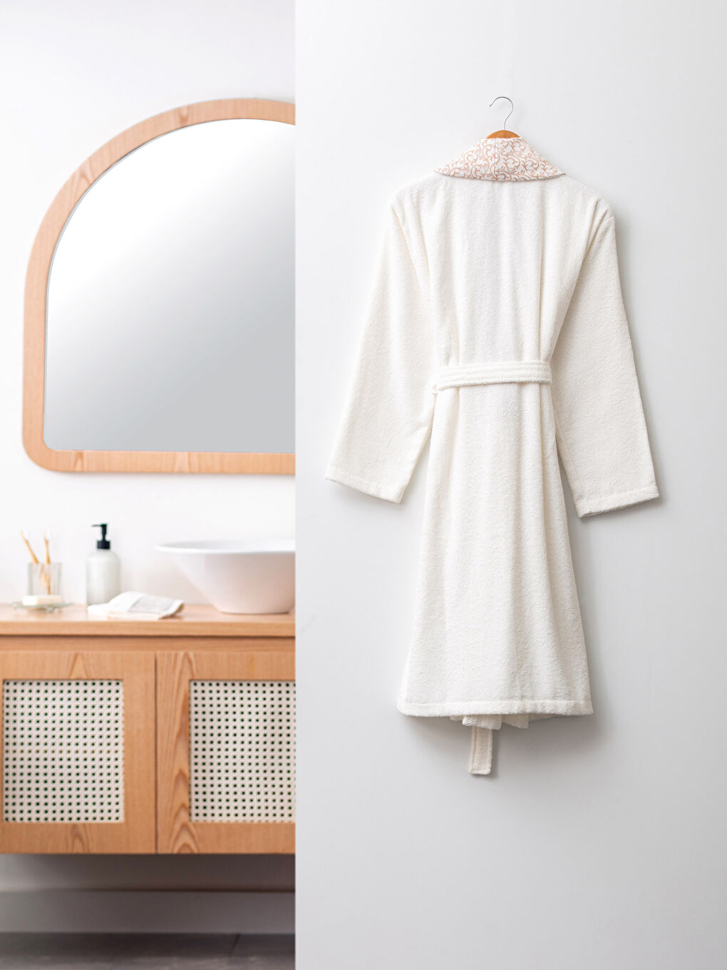 Patterned Long Women's Bathrobe-1