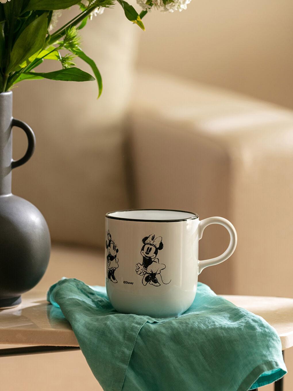 Mug en Céramique Sous Licence Minnie Mouse 360 Ml