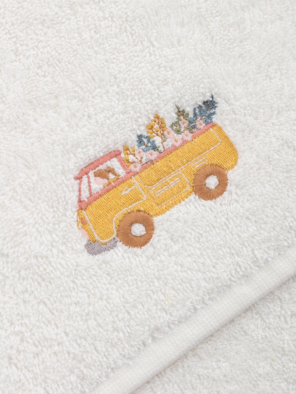 Cotton Embroidered Face Towel 50x80 cm-2