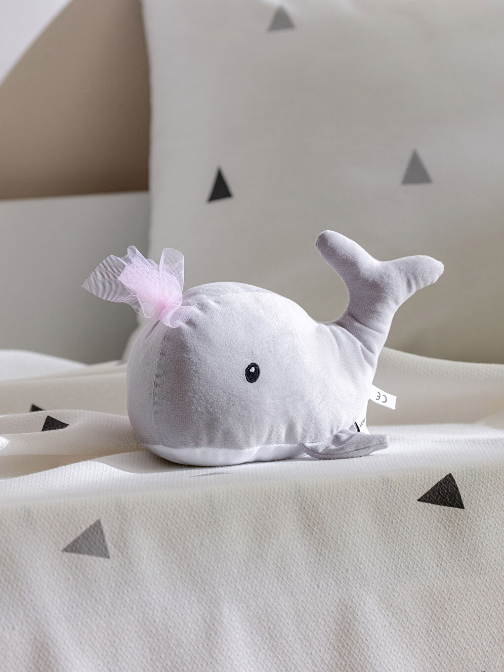 Karışık Pelüş Dolgulu Balina Bebek Kırlent 15x23 cm