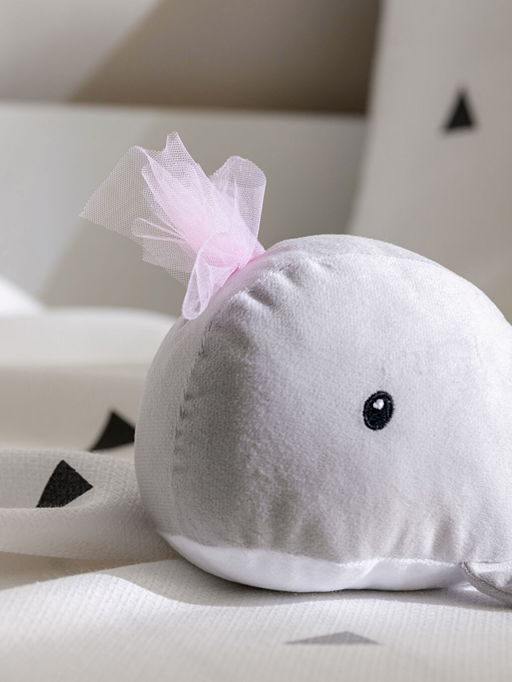 Karışık Pelüş Dolgulu Balina Bebek Kırlent 15x23 cm-2