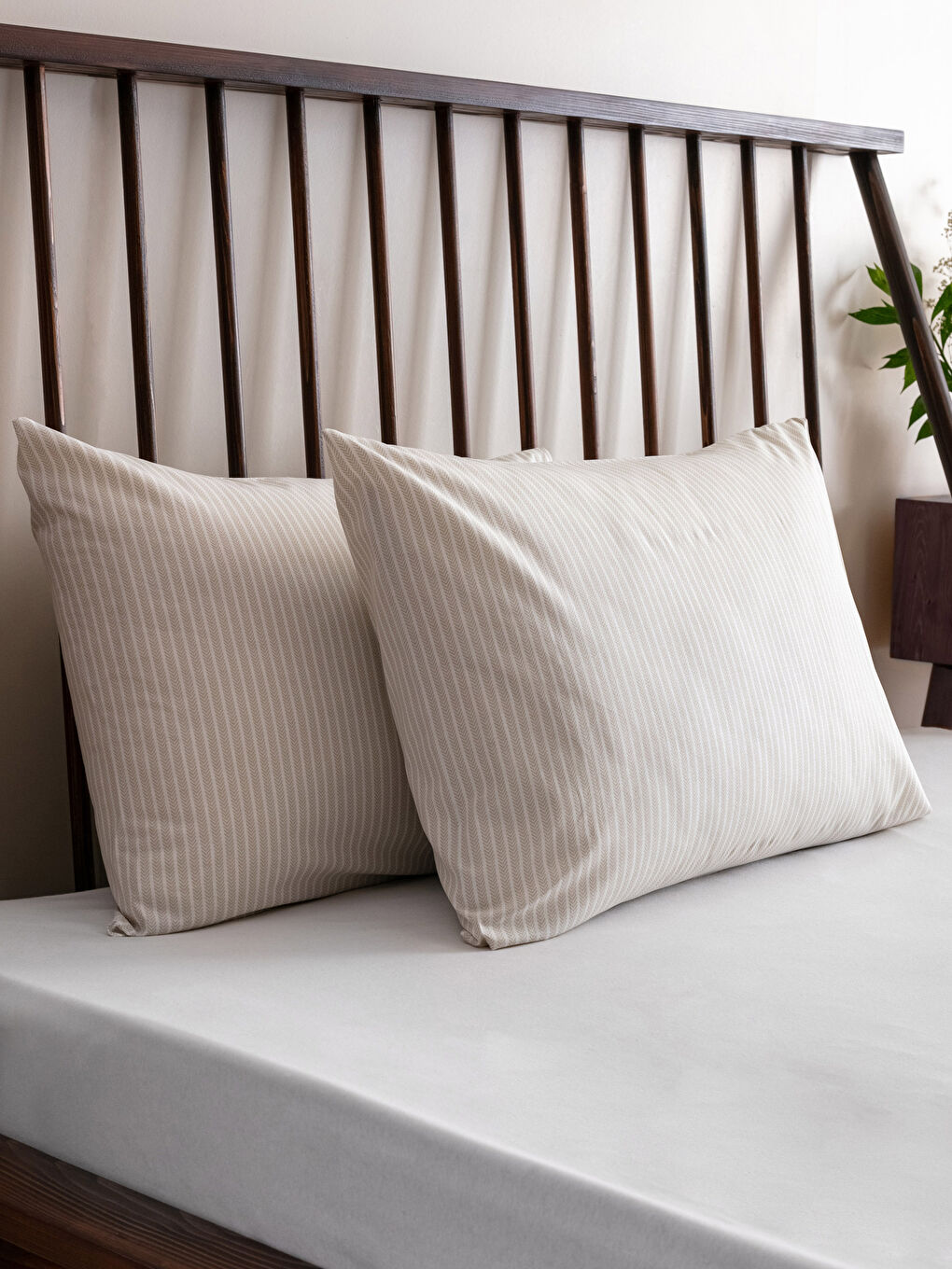 Bej Desenli Dokuma Yastık Kılıfı 2'li 50x70 cm