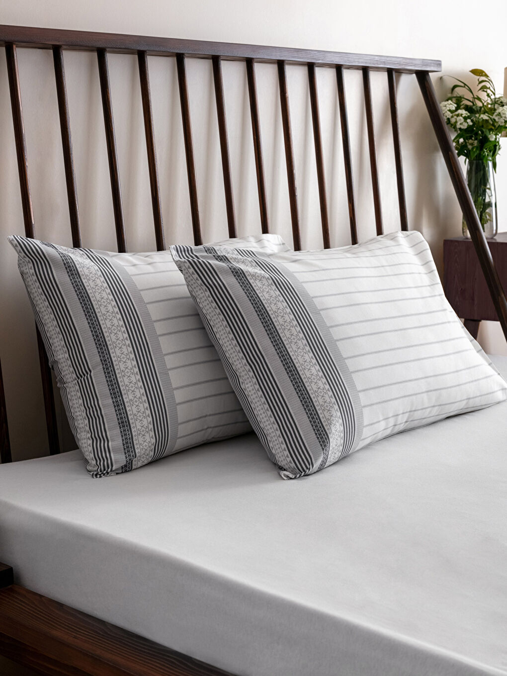 Karışık Baskılı Dokuma Yastık Kılıfı 2'li 50x70 cm