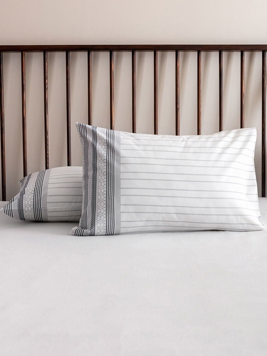 Karışık Baskılı Dokuma Yastık Kılıfı 2'li 50x70 cm-1