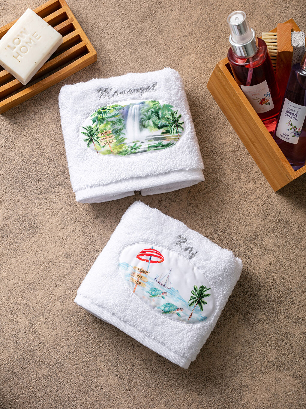 Serviette d'invité en Coton Brodé 30x50 Cm-1