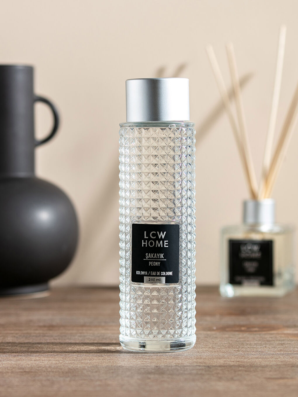 Şakayık Kokulu Cam Şişe Kolonya 240 ml-1