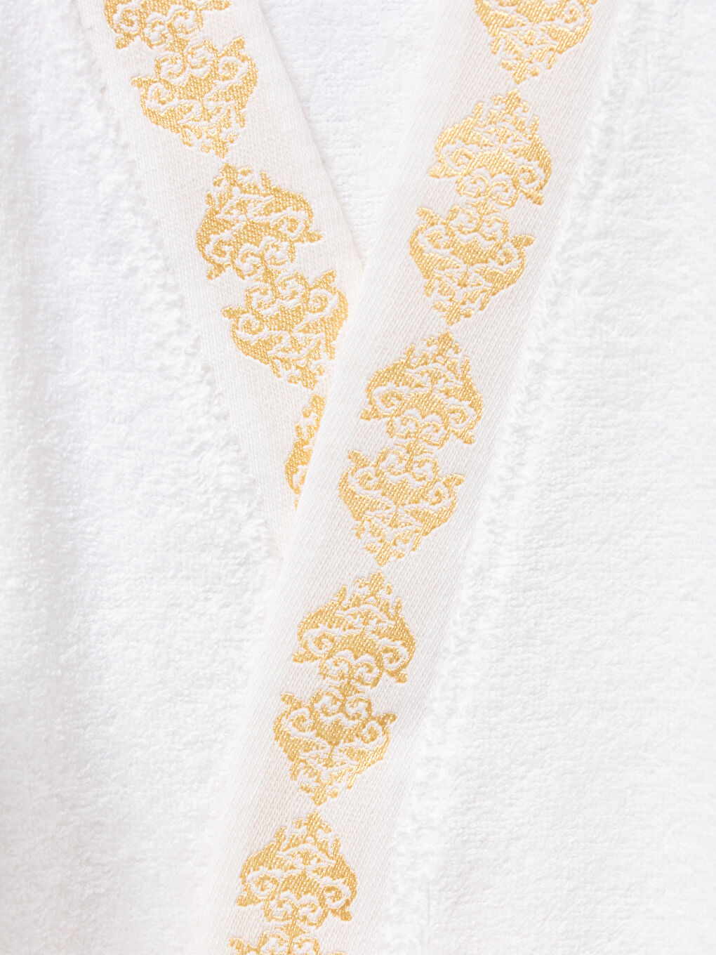 V-Neck Embroidered Women's Bathrobe-2